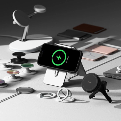 Ringke Silikoninis MagSafe iPhone 16 Pro Dėklas - Juodas 4